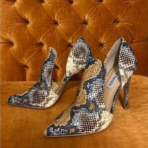 Steve Madden Multicolor Snake Print Heels